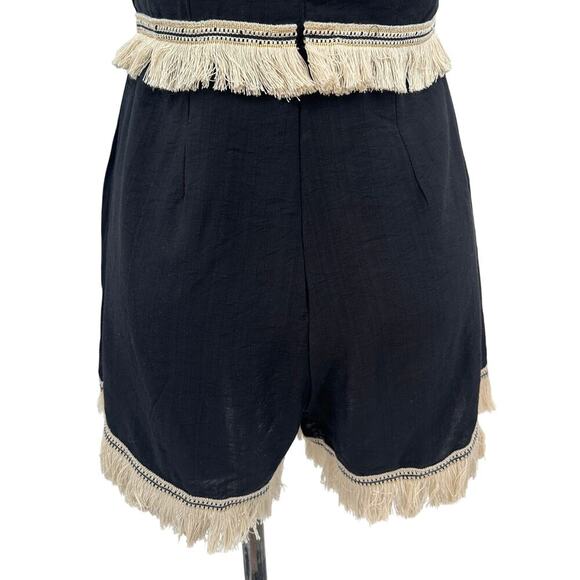 Selfie Leslie Bermuda Bandeau Tassel Trim Romper Black Size‎ US Large - Picture 10 of 13